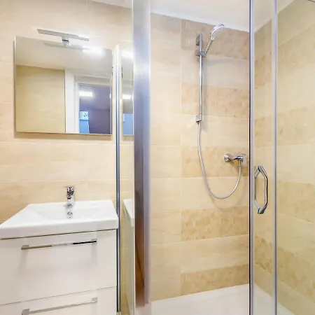 Ostrobradic Sleeps 8 With Pool Air Con And Wifi * Sveti Anton (Krk)